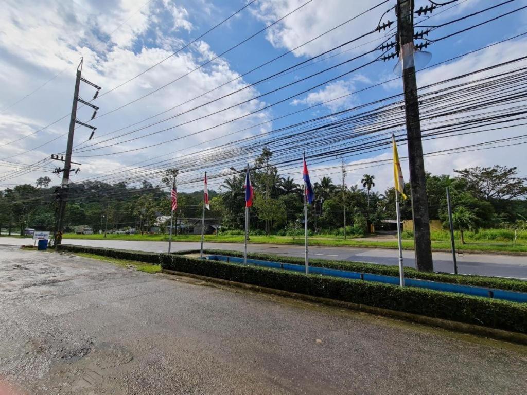 Phu Nga Hotel Khok Kloi Экстерьер фото